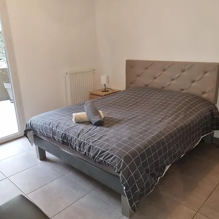Apartmán Grand Avec Garage Et Terrasse Castelnau-le-Lez