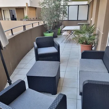 Grand Avec Garage Et Terrasse Castelnau-le-Lez