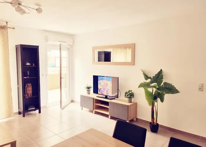 Grand Avec Garage Et Terrasse Castelnau-le-Lez