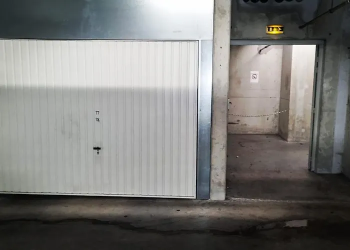 Grand Avec Garage Et Terrasse * Castelnau-le-Lez